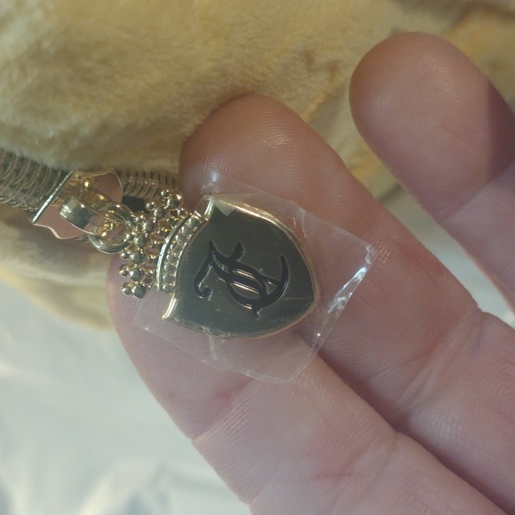 NEW!! Juicy Couture plush Bag - Picture 2 of 11